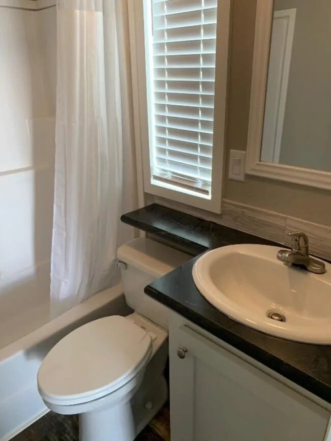 Photo - 2580 NE Indian River Dr (Jensen Beach, FL) House