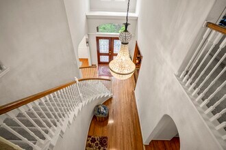 Building Photo - 51 Clingstone Pl