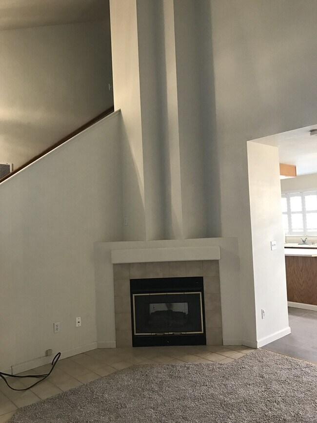 Foto del edificio - 6588 Wassuk Ridge Rd