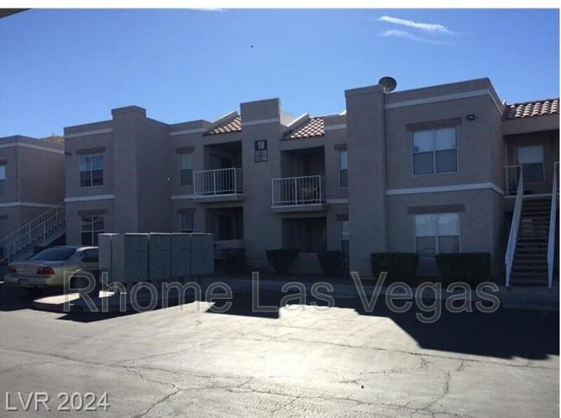 Foto principal - 6800 E Lake Mead Blvd
