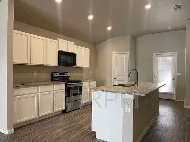 Foto del edificio - 2130 N Texas Ave