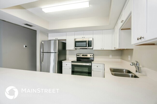 Building Photo - 7312 Landmark Dr