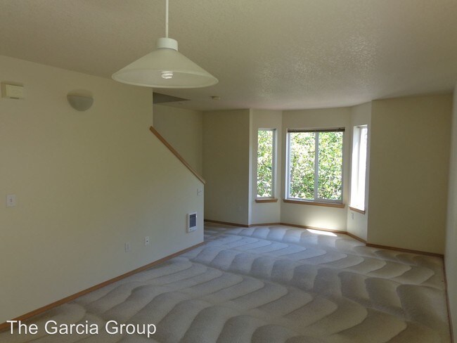 Building Photo - 4847-4851 SW 150th Pl