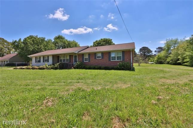 Foto del edificio - 3 br, 1 bath House - 6820 Highway 20