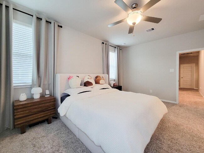 Foto del edificio - Sun-Filled Corner-Lot Home with Smart Features & Easy I-10 Access!