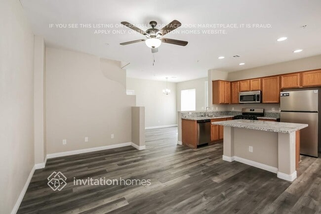 Building Photo - 620 Desert Silk Ct