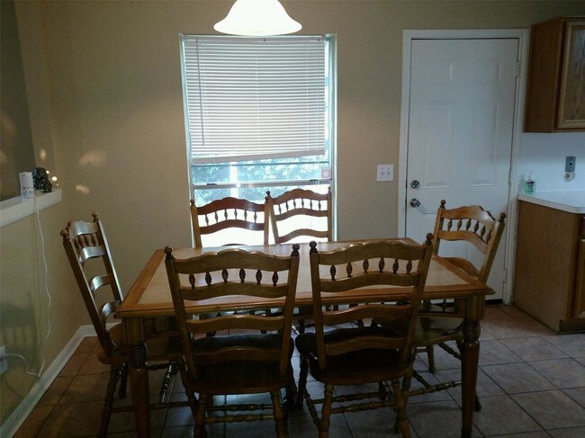 Foto del edificio - 3043 Fort Stockton Dr