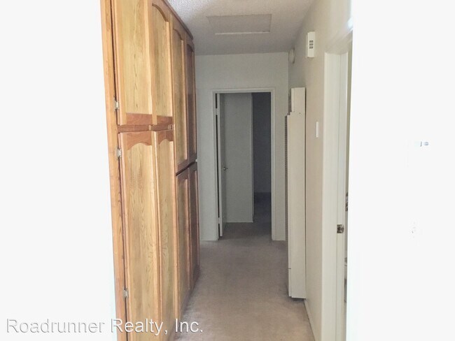 Building Photo - 4 br, 2.5 bath House - 2020 Neptune Ave