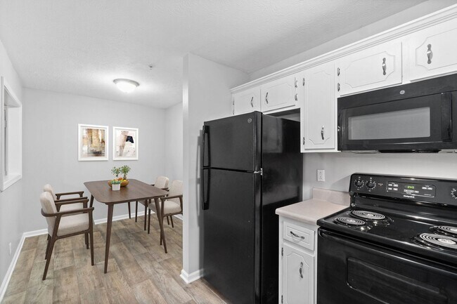 Interior Photo - Highland Park Luxury Townhomes