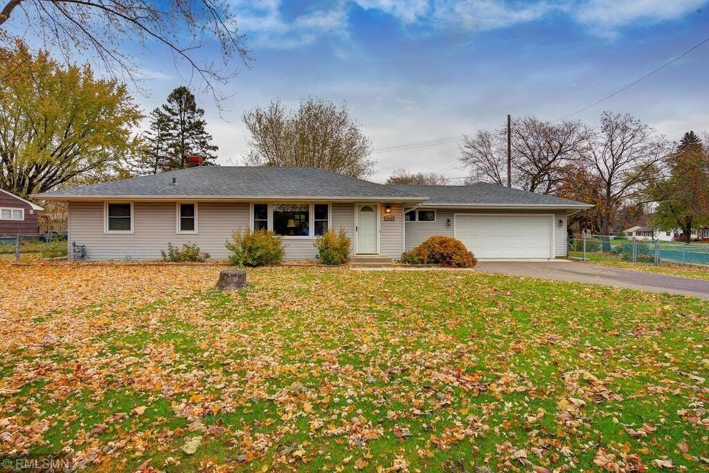 3644 Dennis Ln, White Bear Lake, MN 55110 House for Rent in White