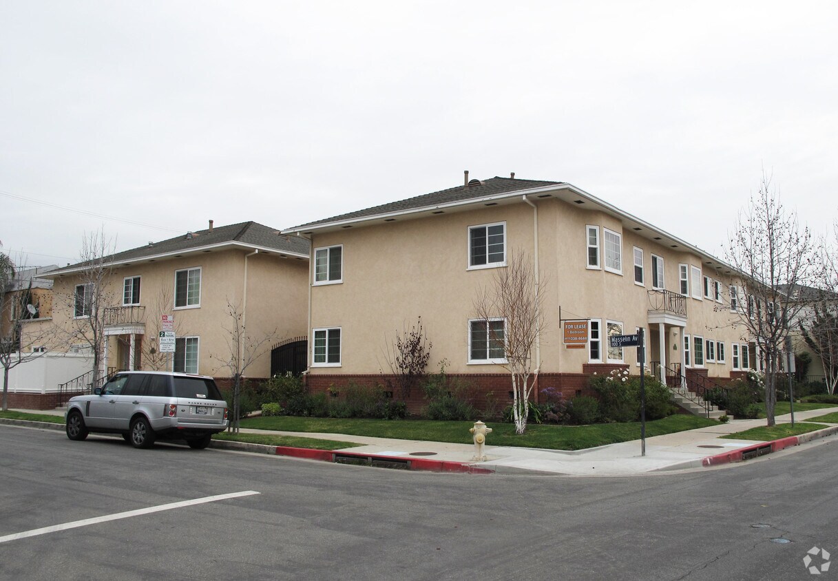 Foto principal - 1128 Masselin Ave
