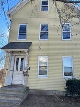 Building Photo - 16 Coburn St