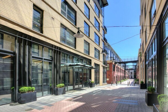 Building Photo - 2125 14th St NW