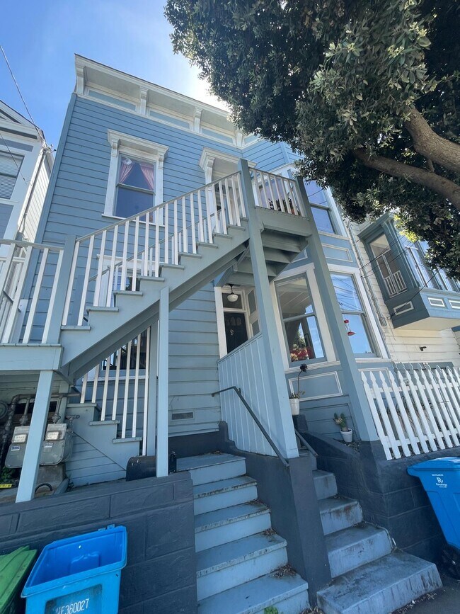 Building front, 2 units in all - 53 1/2 Prospect Avenue