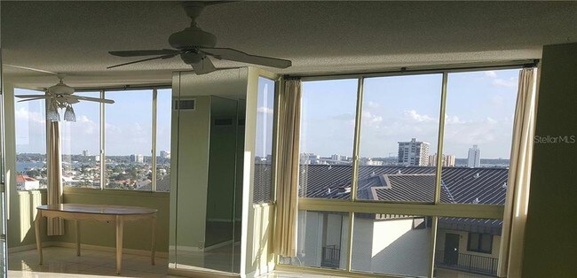 Foto del edificio - 660 Island Way