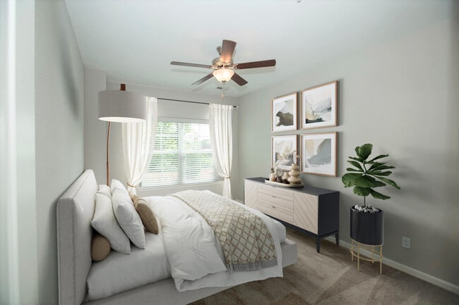 Foto del edificio - Oakwood Estates Apartment Homes by Callio Properties