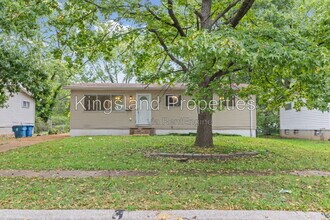 Building Photo - 272 Elmdale Dr