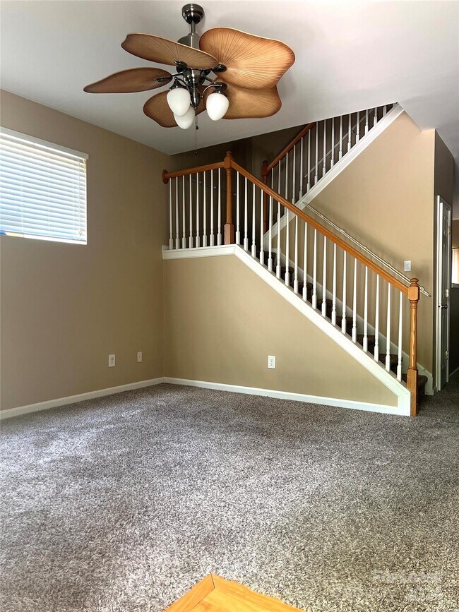 Foto del edificio - 15405 Tully House Ct