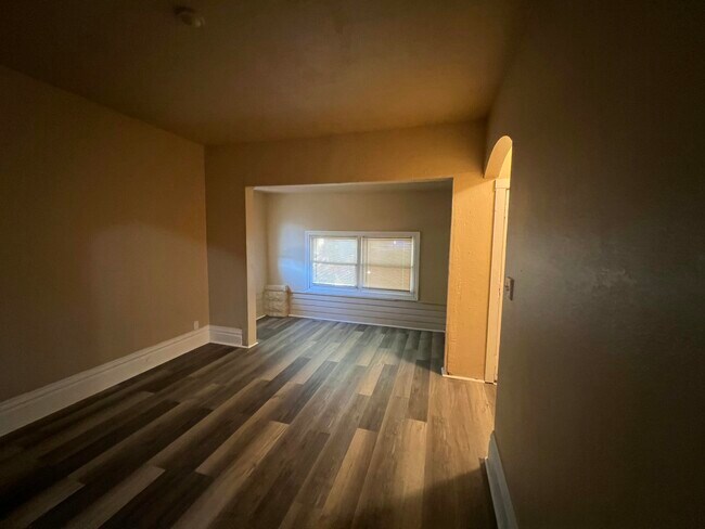 Building Photo - 2555 16th St