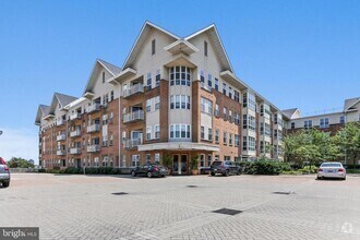 Building Photo - 23 Pierside Dr