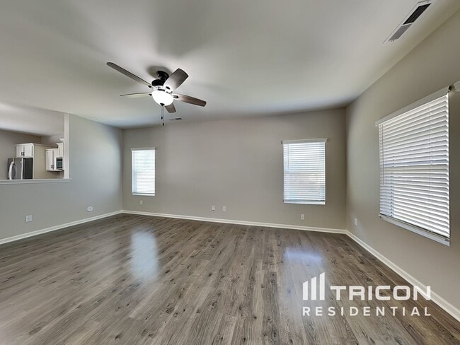 Building Photo - 426 Contentment Dr