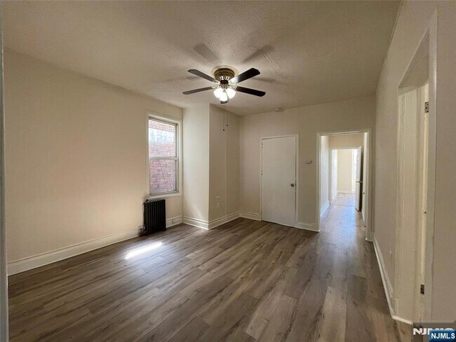 Foto del edificio - 115 Park Ave