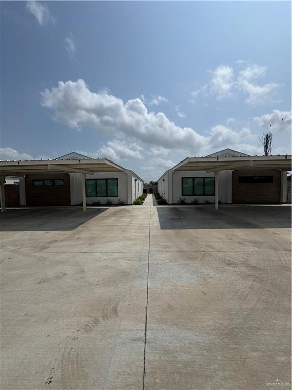 Foto principal - 1200 E Hibiscus Ave