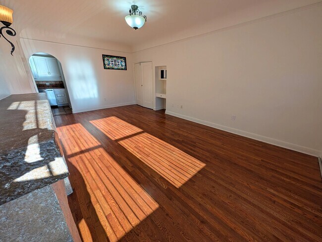 Foto del edificio - 1205 S Muirfield Rd