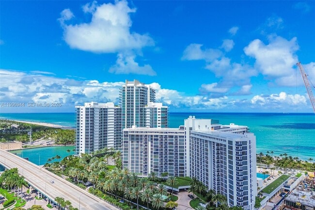 Building Photo - 10275 Collins Ave