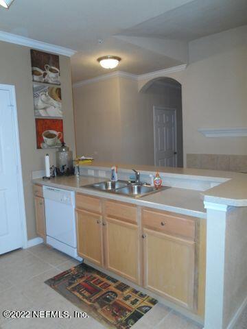 Building Photo - 225 Old Village Center Cir