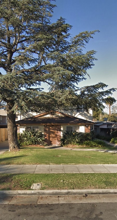 Primary Photo - 2129 Orange Grove Ave