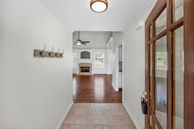 Building Photo - 197 Red Jacket Trce