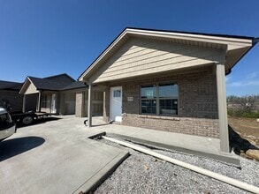 Building Photo - 7057 Caravan Dr
