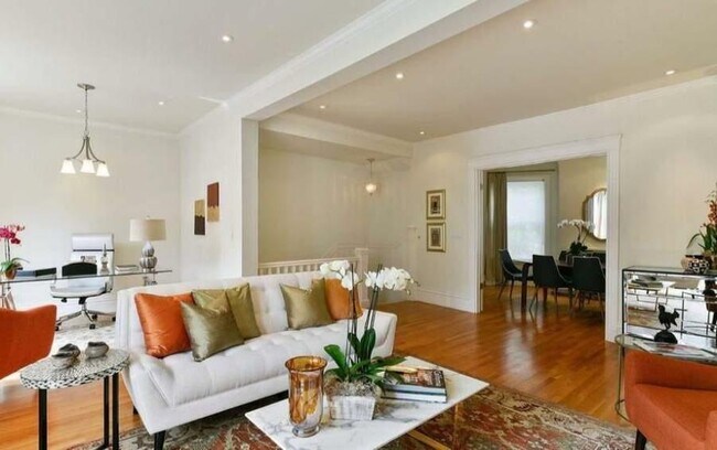 Foto del edificio - 54 Pleasant St