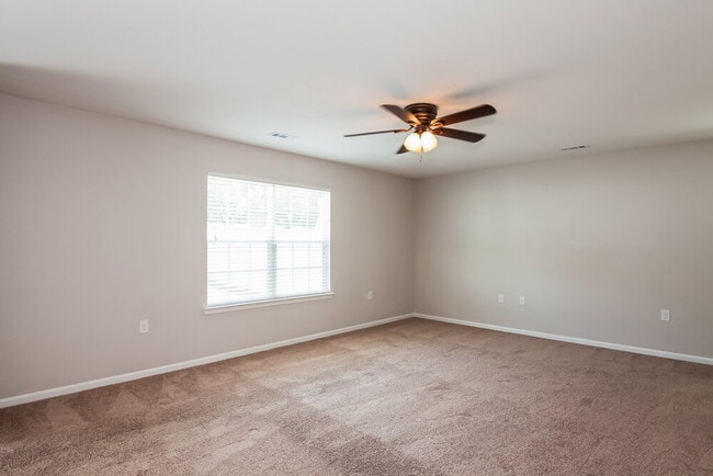 Building Photo - 3703 Alexander Forest Dr