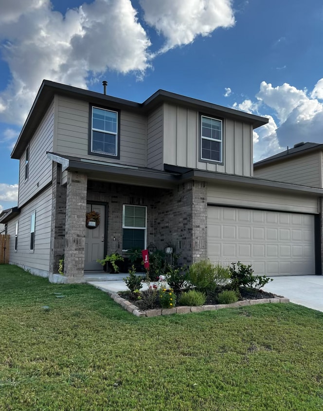Primary Photo - Gorgeous 4 Bedroom New Build in St. Hedwig!