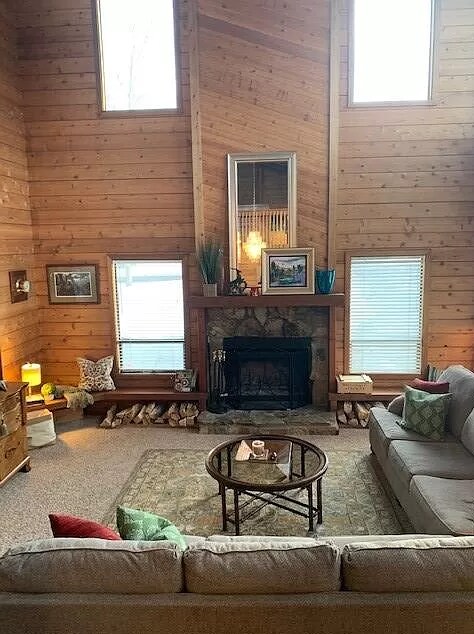 Building Photo - 8830 Silver Spur Rd