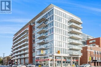 Building Photo - 354 Gladstone Ave