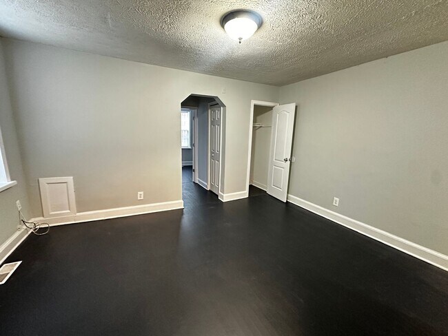 Foto del edificio - 4632 Hillside Rd SE