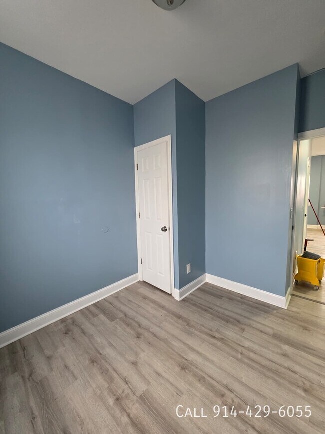 Building Photo - 194 1/2 Buena Vista Ave-