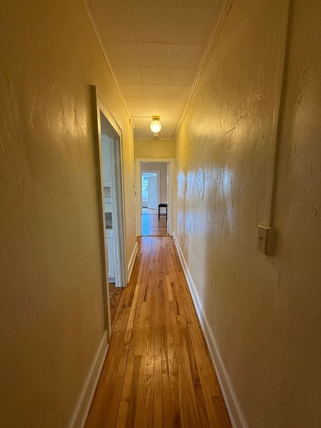 Photo - 851-853 Wethersfield Ave. Apartment