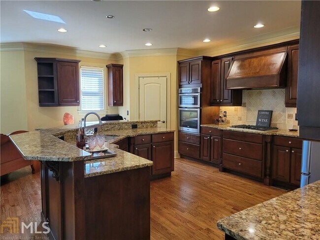 Building Photo - 1051 Heathchase Dr