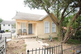 Building Photo - 431 Lindsey St