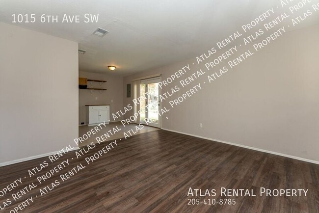 Building Photo - 1015 6th Ave SW