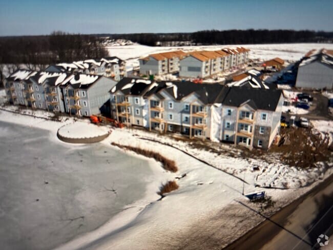 Fromt of property - Meridian on 32