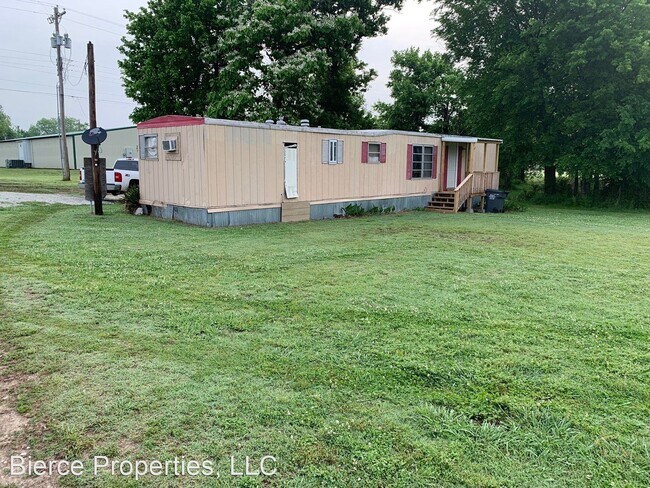 Building Photo - 2 br, 1 bath House - 122 E 5- Stonewall