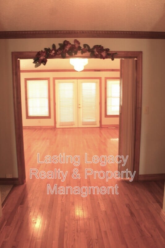 Photo - 1056 Hasty School Rd House