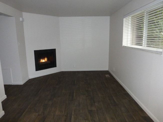 Building Photo - 2519 S 300 E