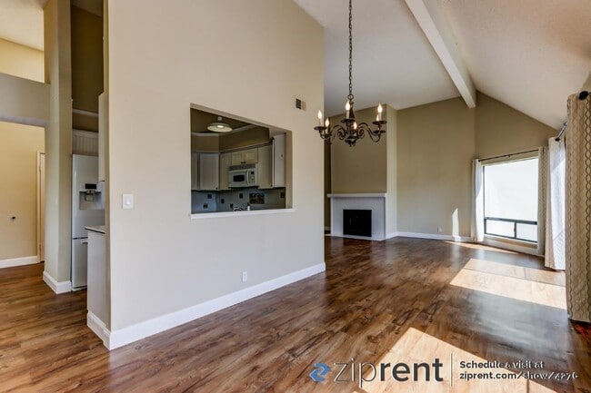 Building Photo - 548 Shorebird Cir