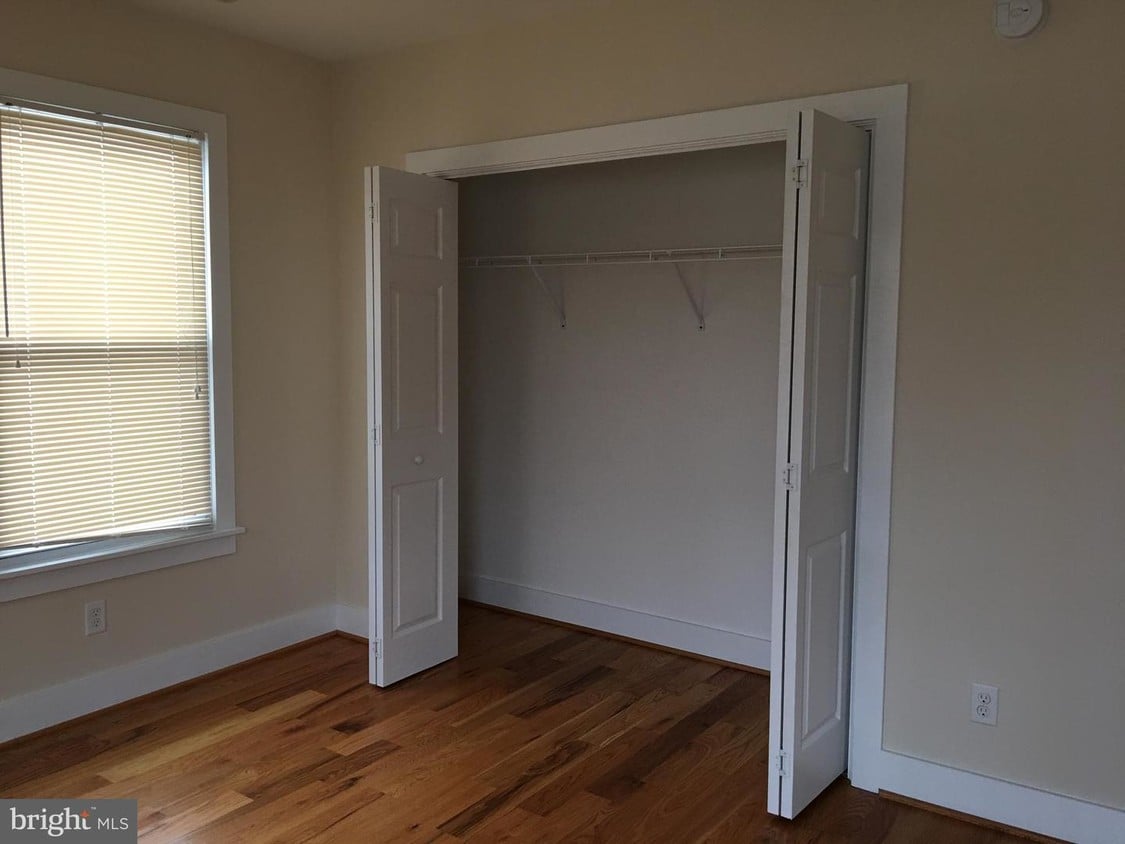 101 S Commerce St Unit B, Centreville, MD 21617 Room for Rent in